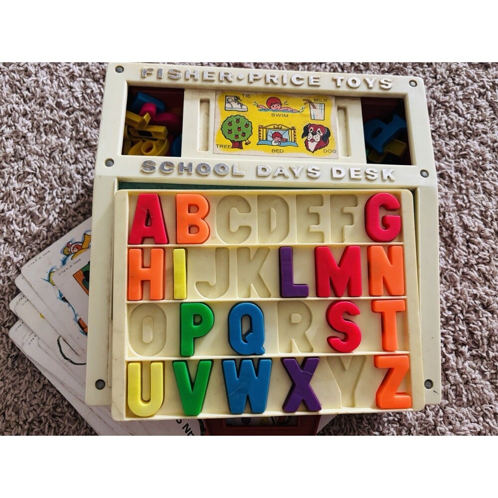 Vintage 1972 Fisher Price School Days Portable Play Desk Magnets/Cards